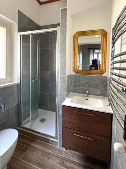 Siena Apartment 2 Parcheggio Privato E Giardino Eksteriør billede